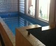 Poze piscina interioara